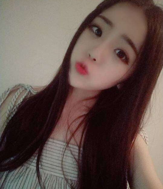 李诞首次正面谈恋情 漂亮女朋友竟不输美女主播4