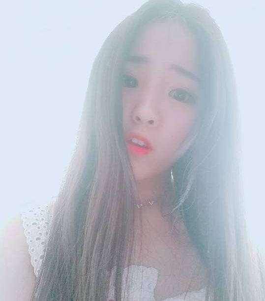 李诞首次正面谈恋情 漂亮女朋友竟不输美女主播5