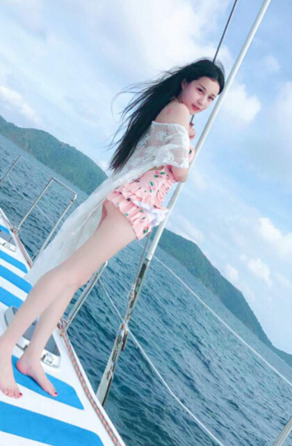 范冰冰遭崔永元爆料天价片酬 美女主播的酬劳是多少4
