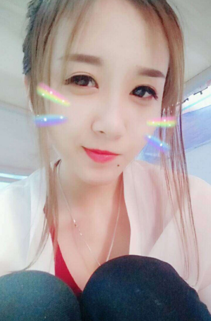 邓莎老公遭曝光 邓莎老公是谁让美女主播好奇4