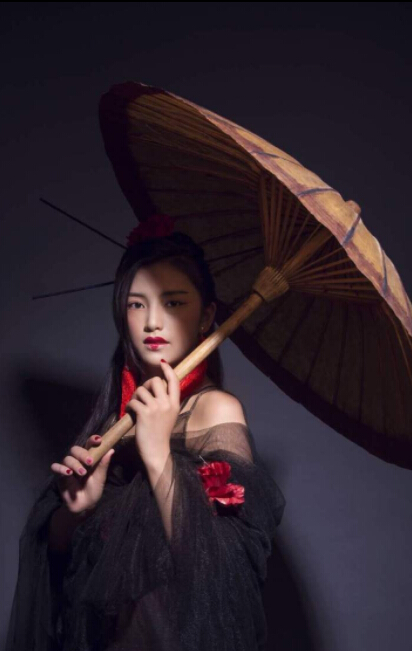 美女直播间在线 土豪送这件礼物让主播疯狂4