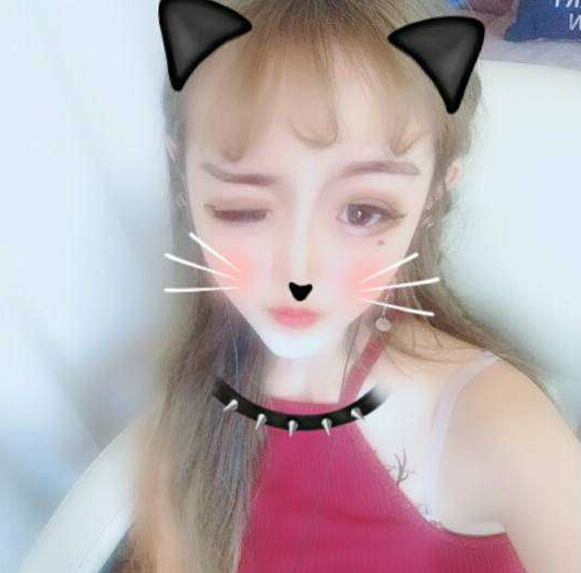 张翰微博晒同学聚会合影 美女主播却只关注2