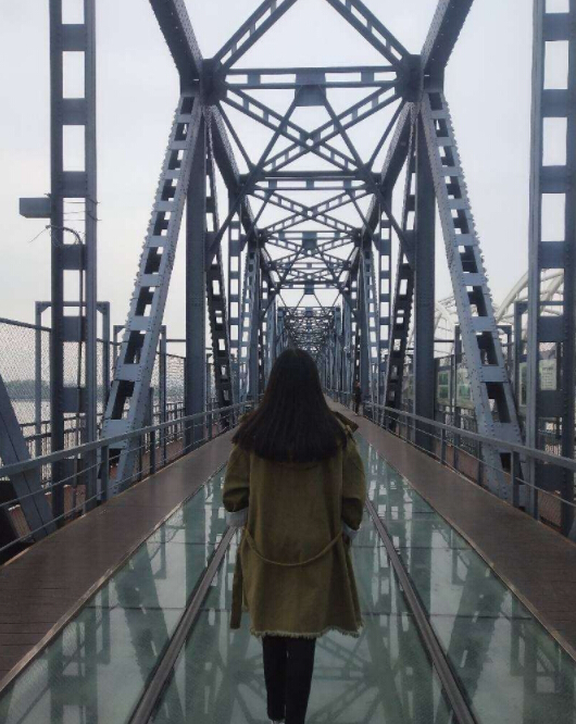 美女主播视频直播间 吃雪糕被观众说5