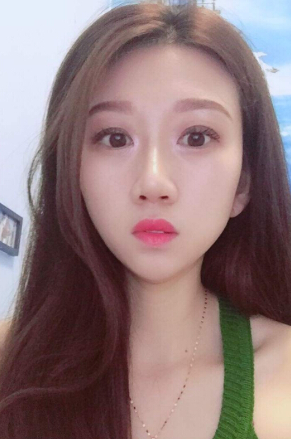 唐嫣化身清洁工 这个动作让美女主播佩服1