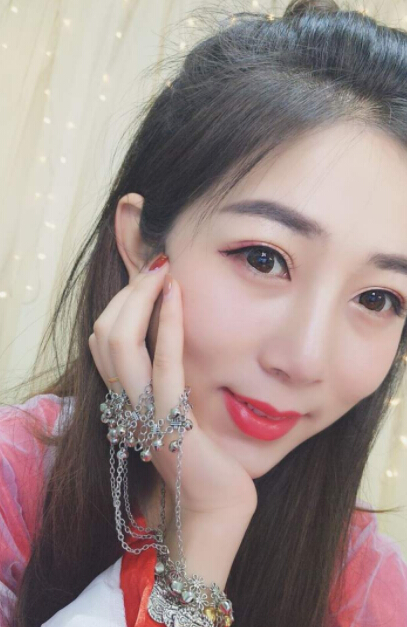 美女主播视频在线 向来嘴不停却忽然不说话5