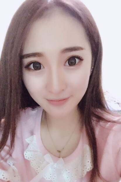 美女直播间惊现董璇 看过之后会发现4