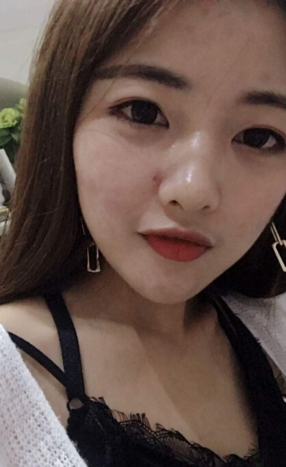 美女直播间在线 美女主播自称包公1