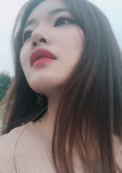 美女直播间在线 美女主播自称包公5