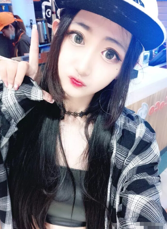美女直播间在线 喜欢主播成凑榜小能手3