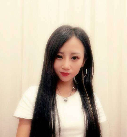 美女直播间在线 送礼物被观众要求走思1