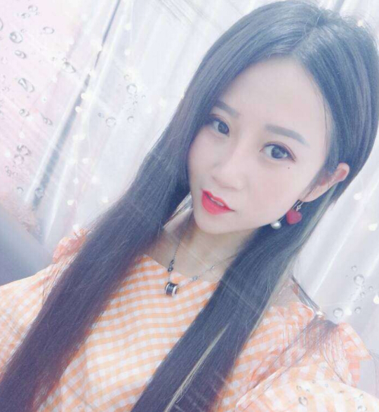 美女直播间在线 送礼物被观众要求走思5