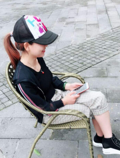 美女主播在线直播 想跳舞表演却被观众嫌弃4