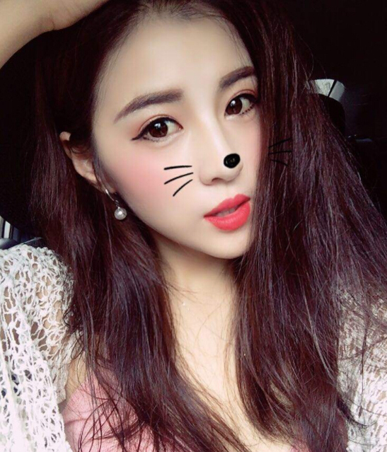 美女直播间情人节 观众怕被打劫竟不敢说话4