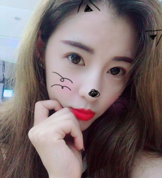 美女直播间情人节 观众怕被打劫竟不敢说话5