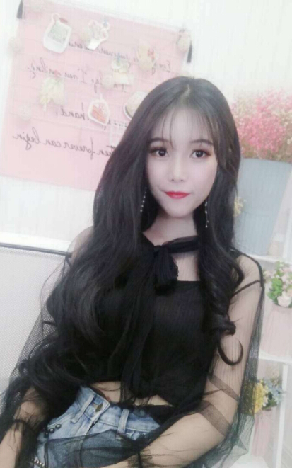 美女主播回归直播间 观众为主播改昵称5