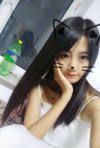美女直播间在线 主播被观众说飘了只因这句话3
