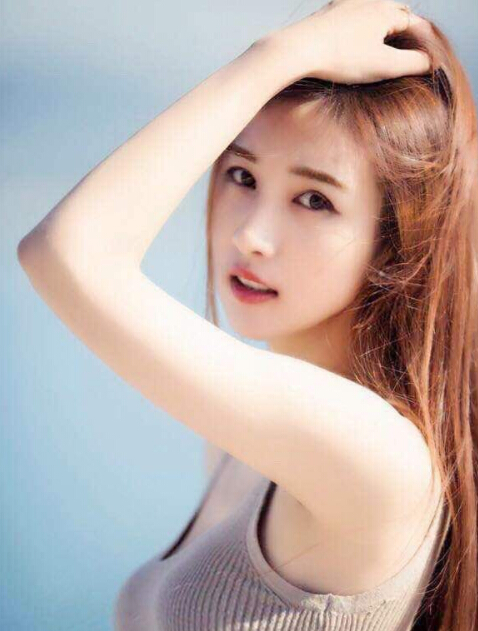 美女主播周年开场 北电新生开学遇明星3