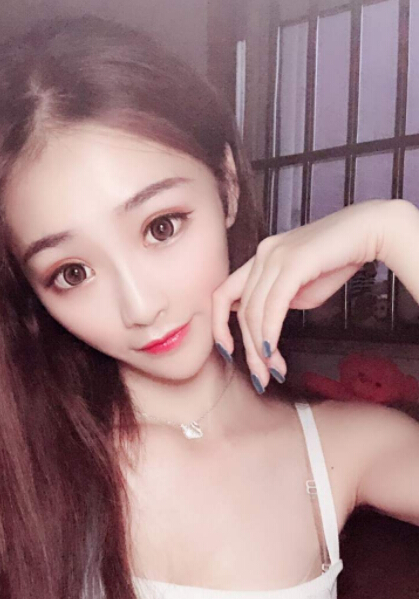 美女直播间有观众宠爱 美女主播满载而归1