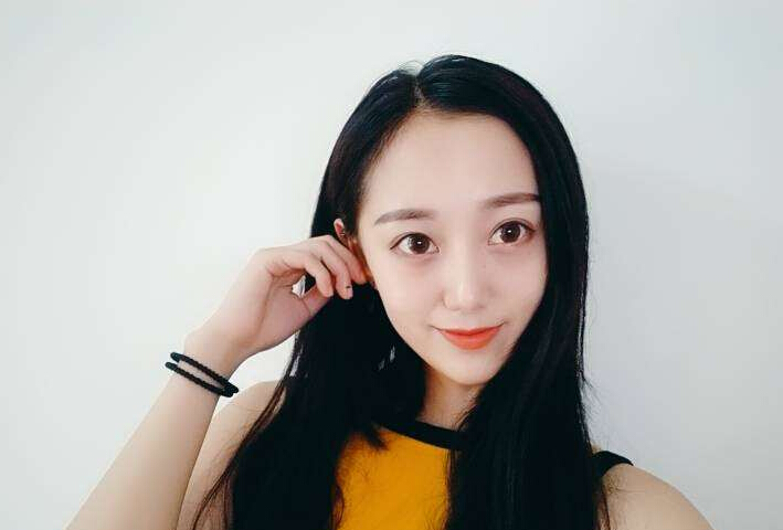 美女直播间聊天 直播间待久会燥热3