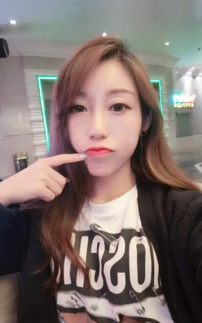 美女主播