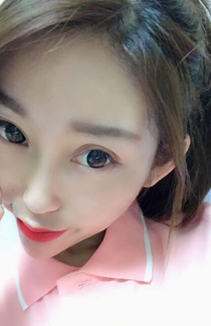 美女直播间视频