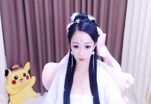 美女主播视频在线 爱上主播吃东西都性感3