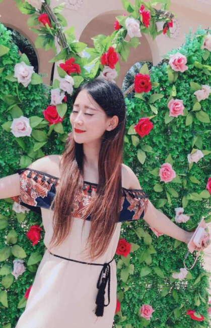 美女主播在线视频 为了主播观众赶走后宫——北北1