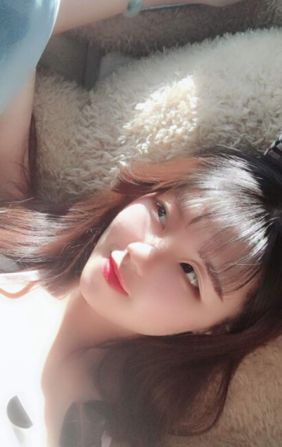 美女主播在线视频 观众突然出现直播间会隐身——雪冰