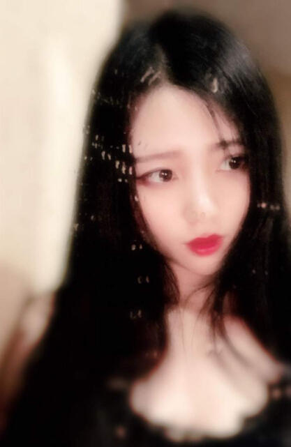 美女主播在线聊天 观众直刷为主播救榜