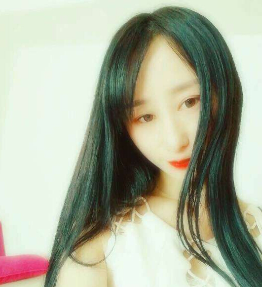 美女直播间在线 大哥竟然教主播弹曲——丽丽1