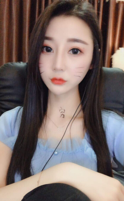 免费美女秀场在线 主播输了竟然这样惩罚——小元宝