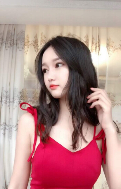 美女主播呆萌在线