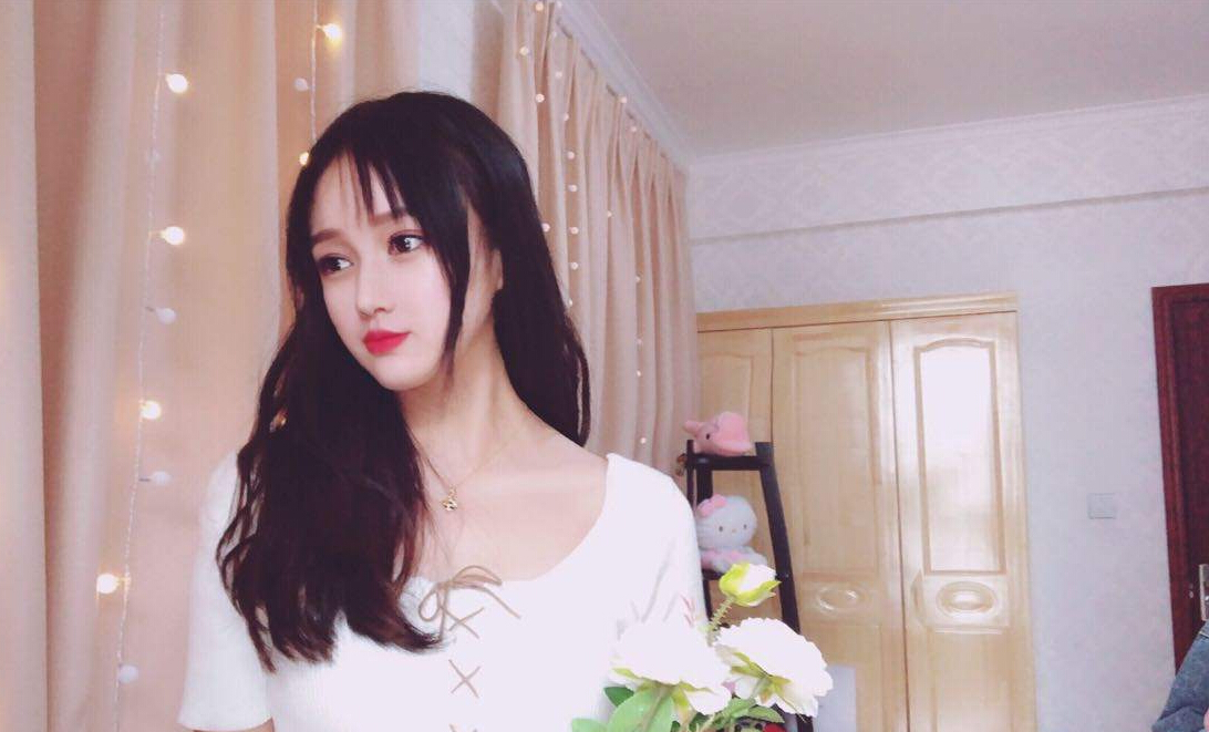 美女主播性感直播