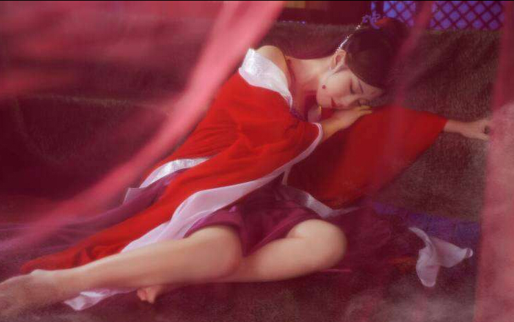 美女主播偶遇同城