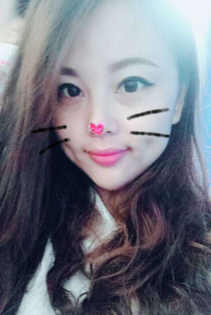 美女主播比夜恋秀场更好看