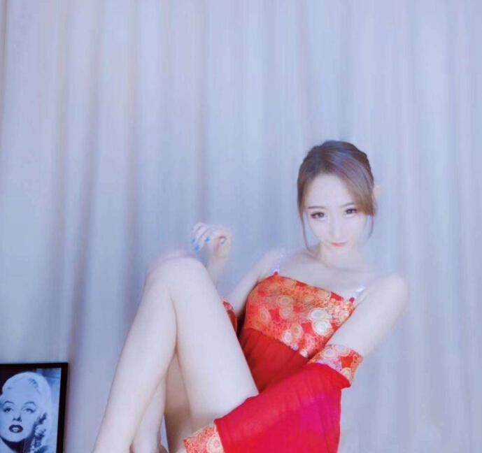 美女直播间聊天
