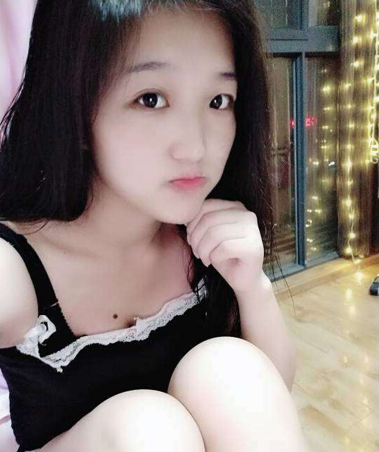 夜恋秀场美女主播