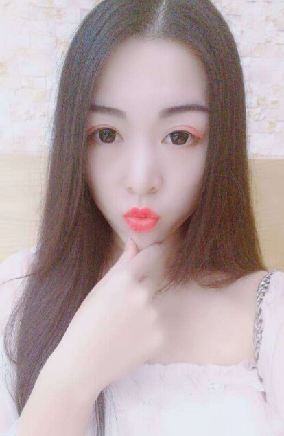 美女视频在线聊 留下陪伴的最长久——琪寳