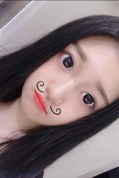 美女主播闪亮星