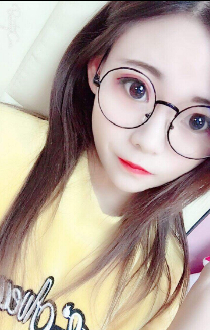 美女直播间观众