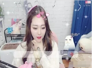 美女主播放话