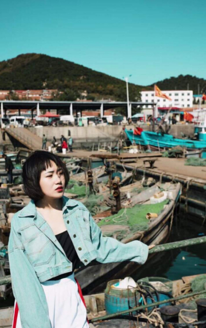 美女主播直播室