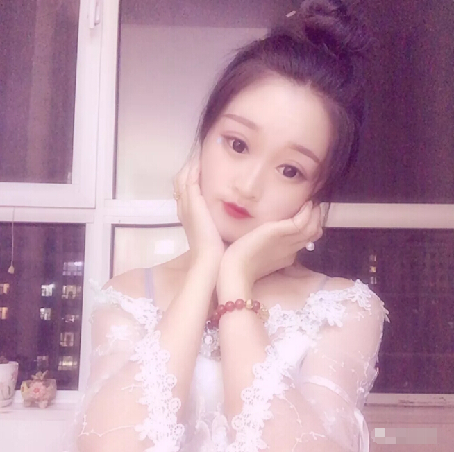 美女直播间游戏