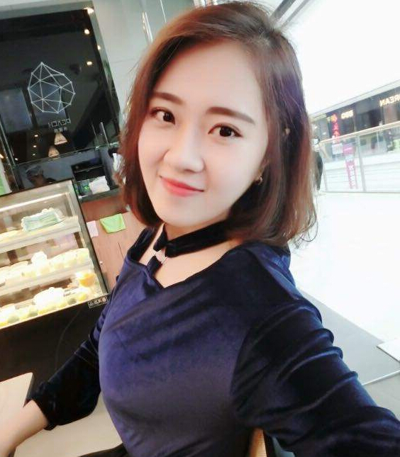 美女主播平安果
