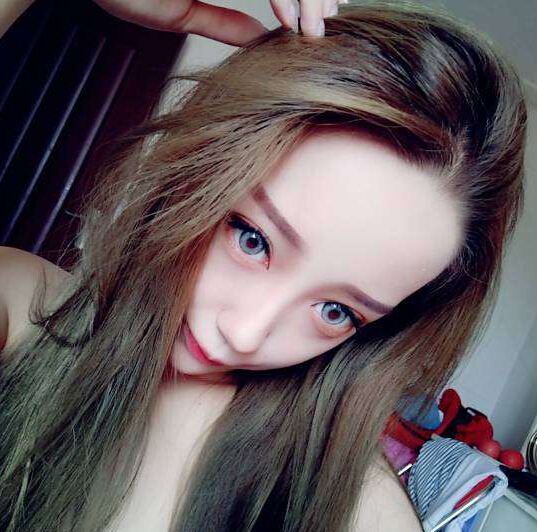 美女主播聊天室网站 听说冷空气能让人年轻——喵妹