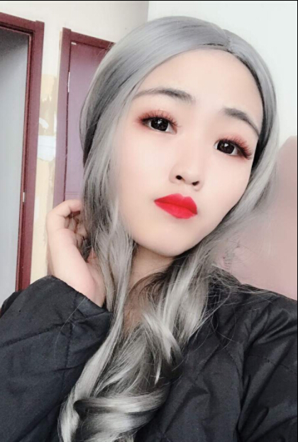 美女主播间聊天 闽南语开唱懂的来——沐子