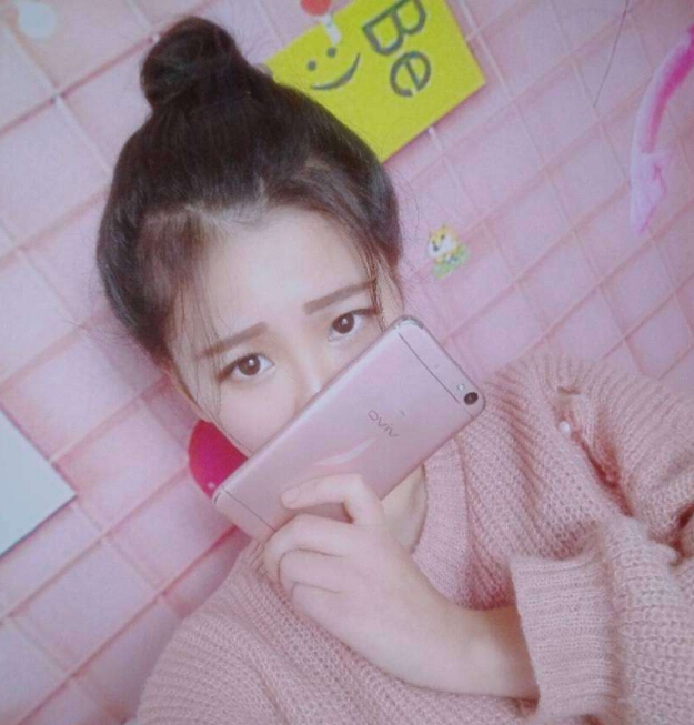 美女直播间视频