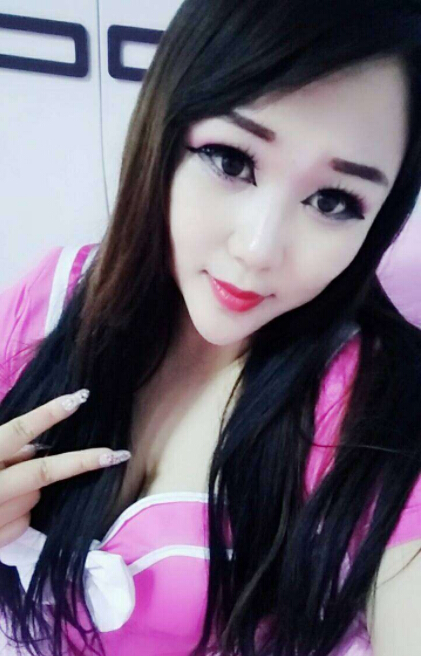 美女主播间聊天在线 有些脾气只想给你——夜宫