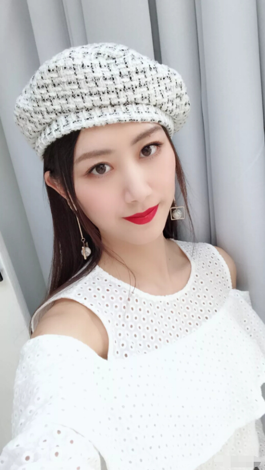 美女直播间宝拉