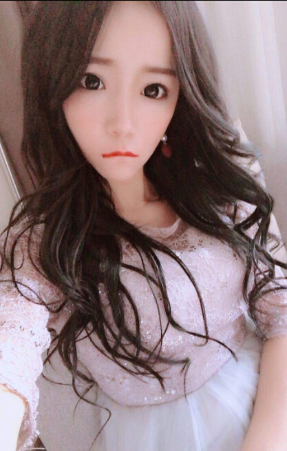 美女直播间聊天